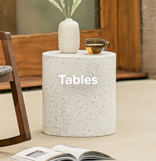 Outdoor-2023-tables-lounging-asset-mobile