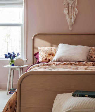 w10-hp-UGC-tile-3-asset-media