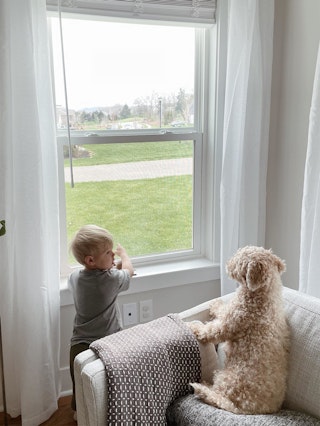 pdp-curated-ugc-ceni-fresh-white-sofa-ugc-#4-asset