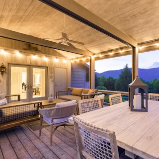 article-pro-case-study-modern-style-for-historic-BNB-rental-gallery-6-asset-media