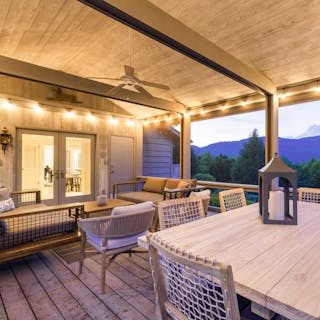 article-pro-case-study-modern-style-for-historic-BNB-rental-gallery-6-asset-media