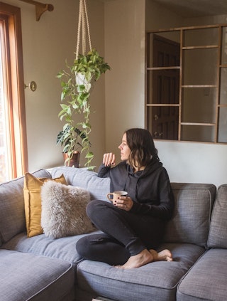 pdp-curated-ugc-timber-pebble-gray-corner-sectional-ugc-4-asset