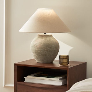 roomtours-catnav-sculpturallamps-mobile