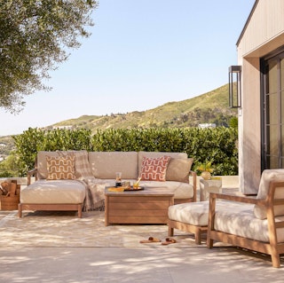 outdoor-lounging-sectionals-nav-asset