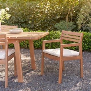 outdoor-dining-visual-nav-pill-dining-bar-tables-asset-media