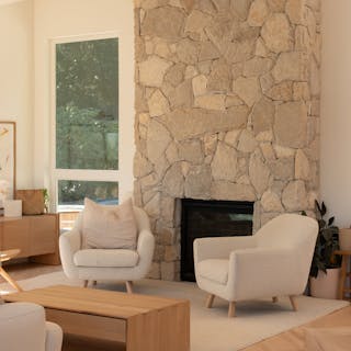 roomtour-acoastalhomewithnordiccharm-tour-asset-1