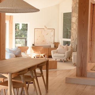 roomtour-acoastalhomewithnordiccharm-tour-asset-3