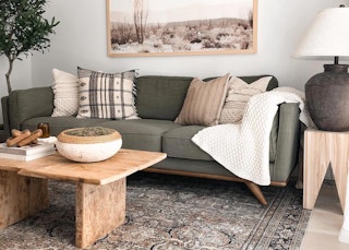 SEOPost-FabricvsLeather-AveStyles-01