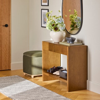 2025-entryway-collections-card-Leif-img