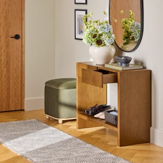 2025-entryway-collections-card-Leif-img