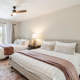 article-pro-case-study-modern-style-for-historic-BNB-rental-gallery-4-asset-media