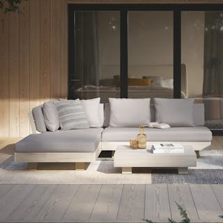 memorialvictoria-sale-2026-visual-nav-outdoor-asset