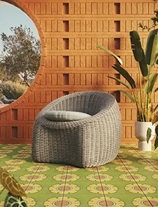Avila Beach Sand Swivel Chair Outdoor
